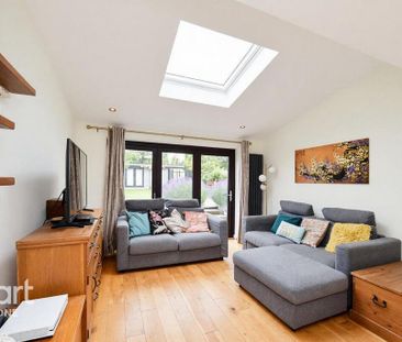 4 bedroom semi-detached house to rent - Photo 3