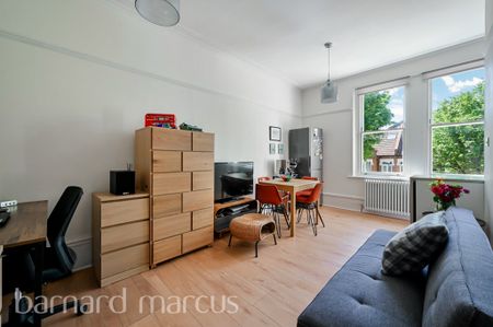 Altenburg Gardens, LONDON - Photo 4