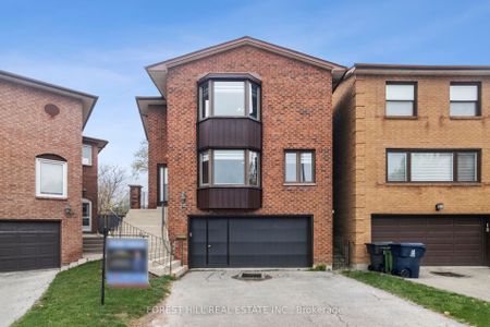 Detached Home For Lease | C8058484 - Photo 2