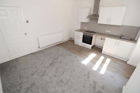 Apartment For Rent Neath Road, Neath - Photo 5
