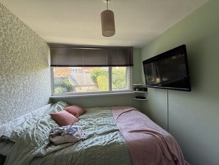 3 bedroom townhouse to rent - Photo 4