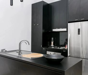 Immaculate 2-Bedroom Townhouse/Loft – Low-Maintenance Luxury in the... - Photo 4