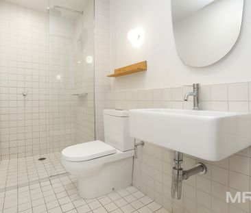 One bedroom wonder in great location - Photo 6