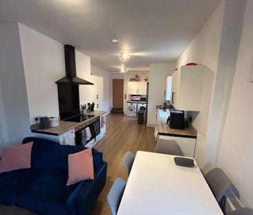 6 bedroom maisonette to rent - Photo 6