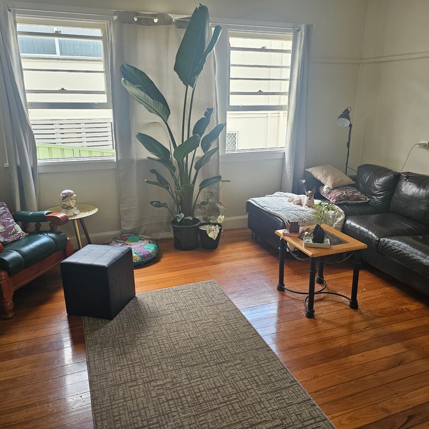 East Kempsey - Photo 1