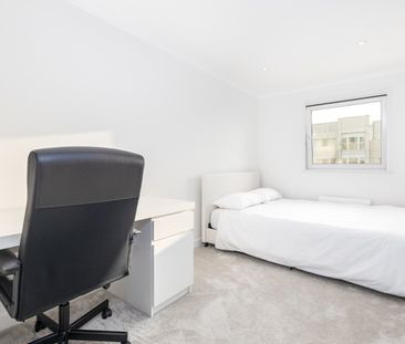 2 Bed Flat, Grand Union Heights, HA0 - Photo 4