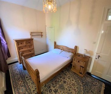 Beaconsfield Road, Canterbury - Photo 1