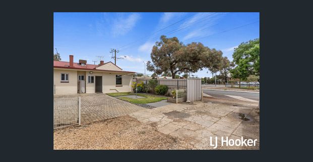 54 Adelaide Road, Gawler South, SA 5118 - Photo 1