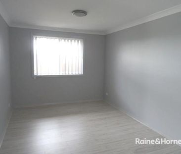 Modern & Low Maintenance 3 Bedroom Duplex - Photo 2