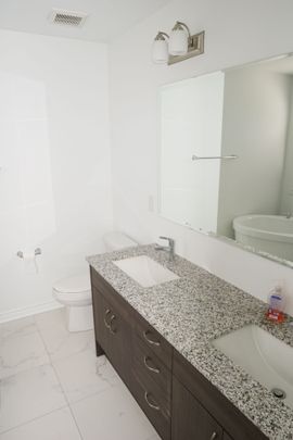 For Lease - 4078 Kadic Terrace, Mississauga, Ontario - Photo 1