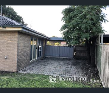 22 Macquarie Court, Cranbourne North, Vic 3977 - Photo 3