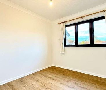 Othello Grove, Warfield, Berkshire, RG42 - Photo 5