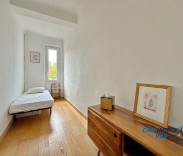 Location Appartement 5 pièces 138m² LE BEAUSSET 83330 - Photo 2