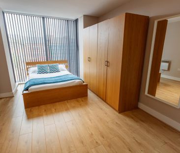 2 bedroom flat to rent - Photo 3