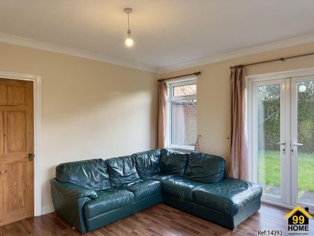 3 bedroom semi-detached house to rent - Photo 2