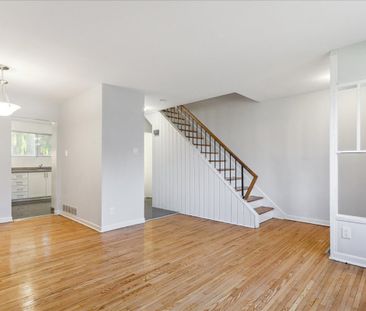 1560 Bloor Street East Townhomes - Townhouse (3 bedroom) - Photo 2