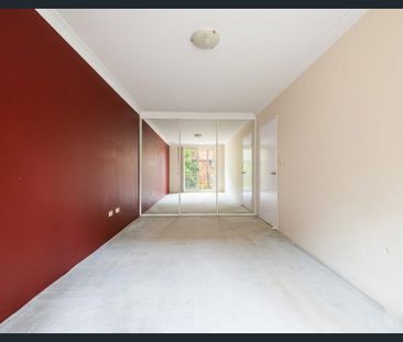 Ground-Floor Living in the Heart of Mount Druitt! - Photo 2