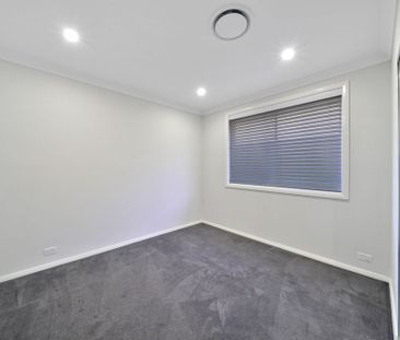 Spacious 4 Bedroom Family Home - Photo 4