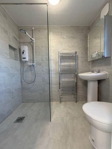 1 Bed Flat, White Hart Lane, N22 - Photo 2