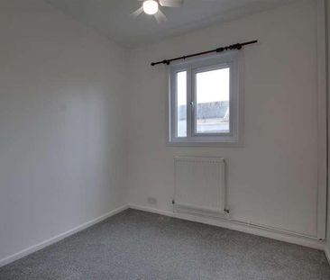 Alvis Avenue, Jaywick, Clacton-on-sea, CO15 - Photo 3