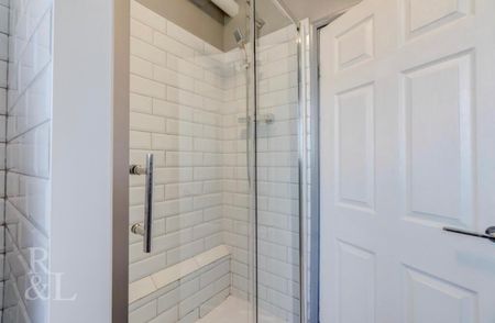 Room in a Shared Flat, Wilford Lane West Bridgford, NG2 - Photo 5