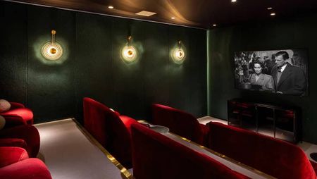 A finely finished one-bedroom apartment in a new development - Photo 4