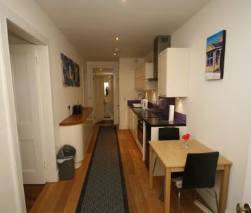 Colinton Road, Colinton, Edinburgh - Photo 1