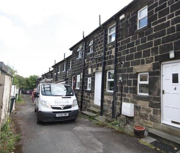 2 bedroom terraced house to rent - Photo 4