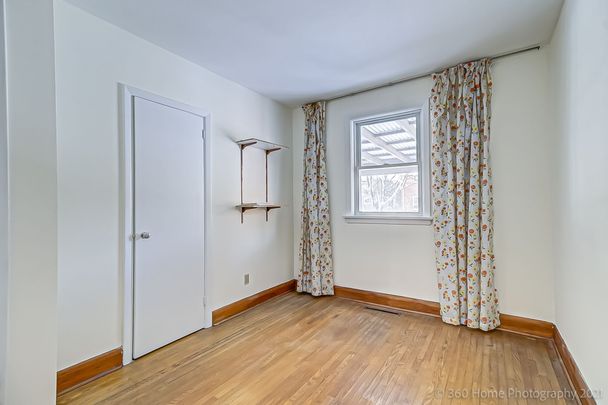 For Lease - 166 Moore Park Avenue, Toronto, Ontario - Photo 1