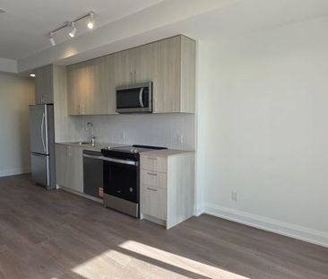 For Lease - 3250 Carding Mill Trail Unit# 311, Oakville, Ontario - Photo 1