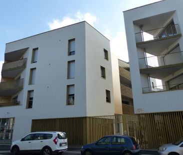 Appartement, 3 pièces – ROMANS SUR ISERE - Photo 2