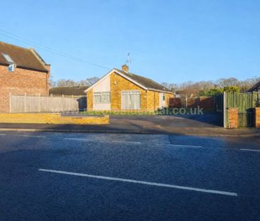 Bromley Road, Colchester - Photo 2