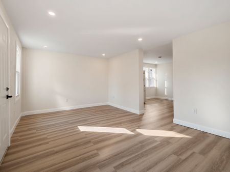 For Lease - 132 Waterloo Street Unit# 1, Fort Erie, Ontario - Photo 5