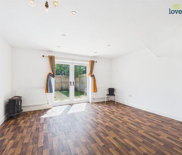 3 bedroom terraced house to rent - Photo 4