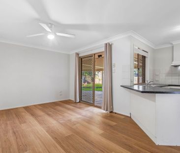 For Lease: Freshly Painted Spacious Family Home in a Peaceful, Leaf... - Photo 1