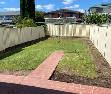 QUIET CENTRAL LOCATION - Photo 2