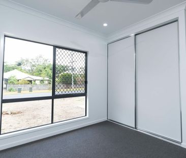 6 Griffiths Street, Manoora QLD 4870 - House For Rent | Domain - Photo 3