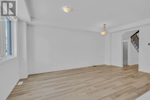 16 IVORY ROAD - Photo 1