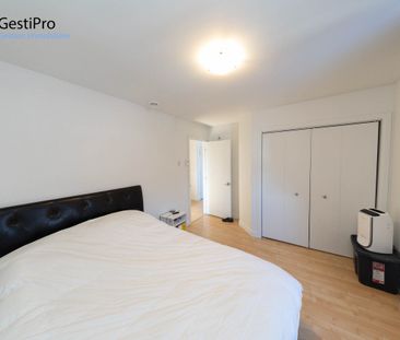 2000 Masson - Photo 1