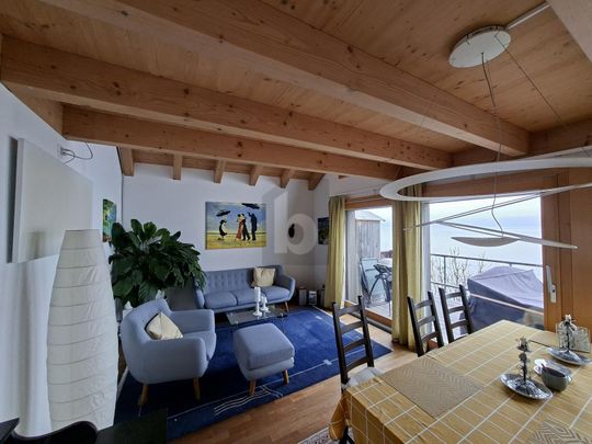 WITH A WONDERFUL VIEW OF THE SEA AND MOUNTAINS - Foto 1