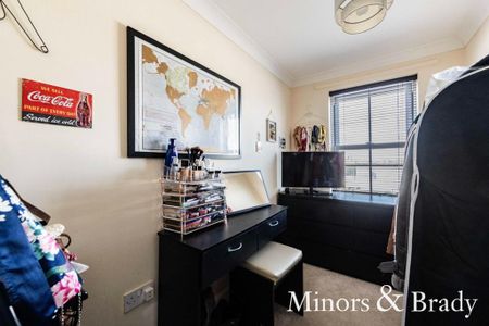 3 bedroom townhouse to rent - Photo 4