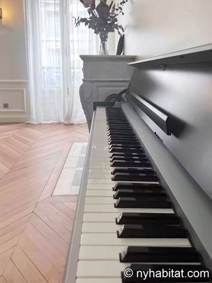 Logement à Paris, Location meublée - Photo 1