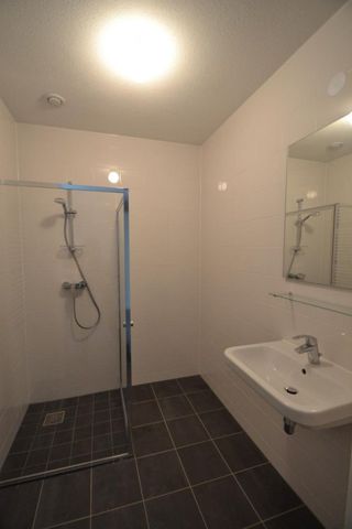 Appartement te huur: Vrouw Avenweg 10 2493 WM Den Haag - Foto 3