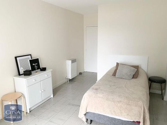 Location Appartement 1 pièce 27m² NIORT 79000 - Photo 1