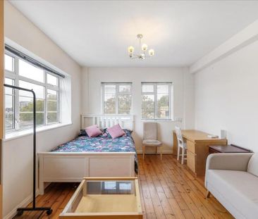 3 bedroom apartment to rent - Photo 1