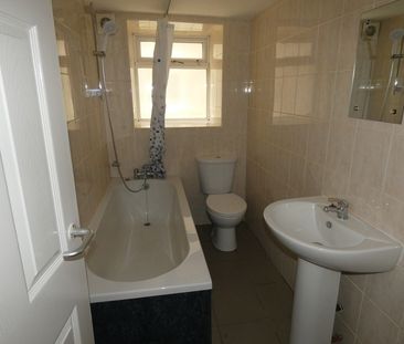 Alexandra Road Flat 2 - Photo 5