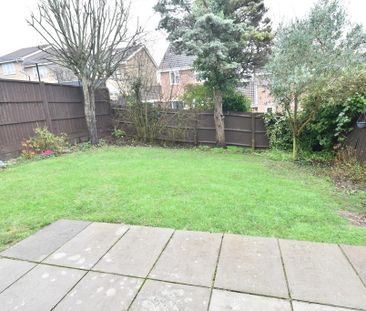 3 bedroom detached house to rent - Photo 2