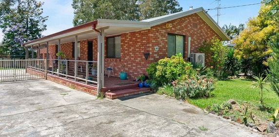 Fantastic Family Home - Photo 2