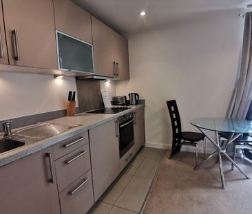 Studio to rent - Photo 6