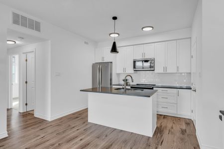 For Lease - 40 Jaguar Private Unit# C, Kanata, Ontario - Photo 3